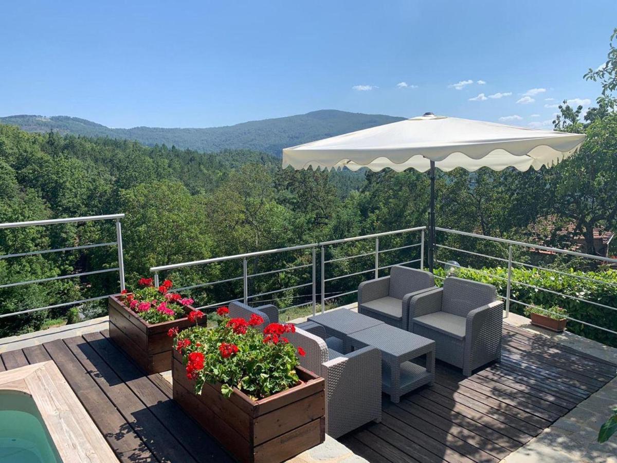 Agriturismo Vezzano Кьюзи-делла-Верна Экстерьер фото