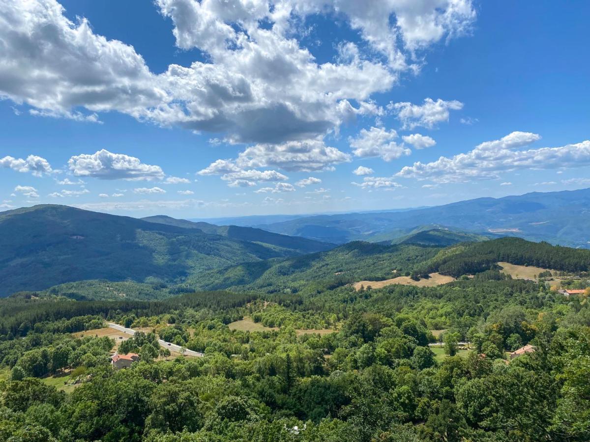 Agriturismo Vezzano Кьюзи-делла-Верна Экстерьер фото