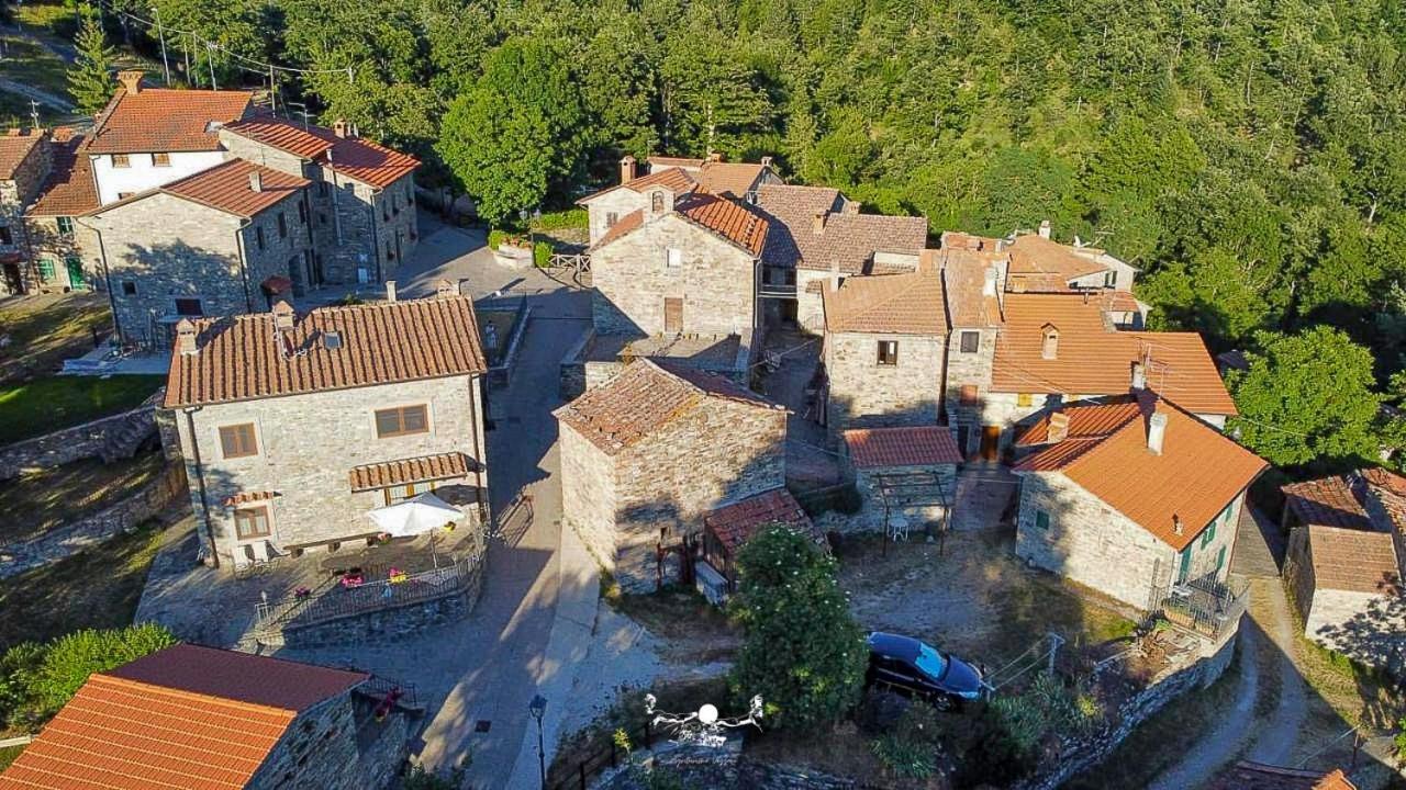 Agriturismo Vezzano Кьюзи-делла-Верна Экстерьер фото