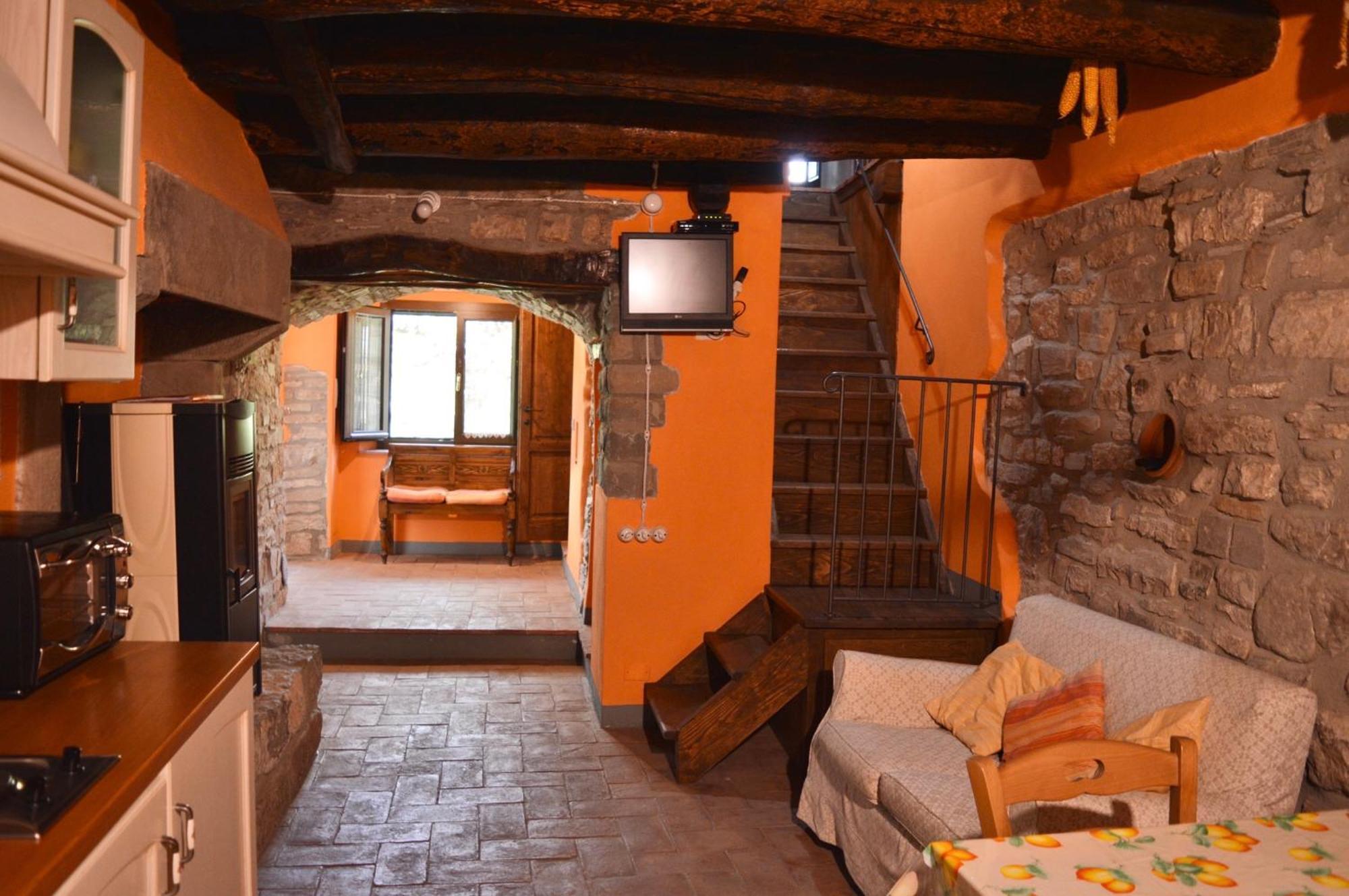 Agriturismo Vezzano Кьюзи-делла-Верна Экстерьер фото
